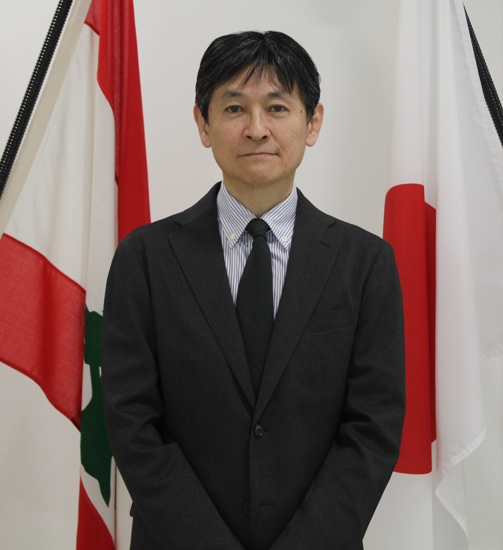 横田大使着任時写真